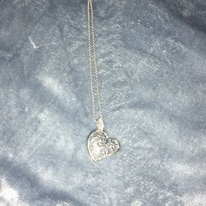Floral heart pendant necklace